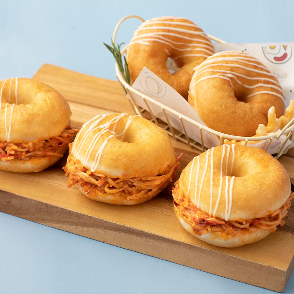 โดนัททอดพิซซ่าปูอัดมายองเนสมันปู