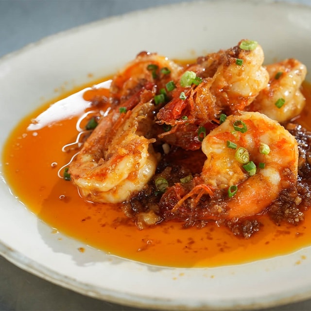 กุ้งกระเทียมผัดมันกุ้ง