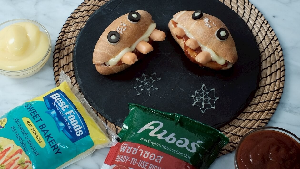 ชิโอะปังฮาโลวีนไส้พิซซ่า – - Recipe