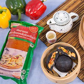 ซาลาเปาชาร์โคลไส้พิซซ่า