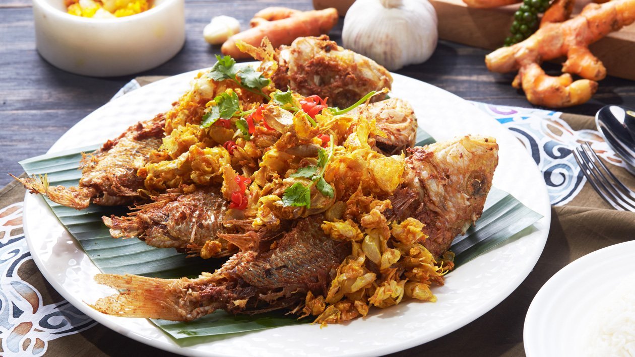 Deep Fried Threadfin Bream in Turmeric – - Recipe