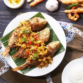 Deep Fried Threadfin Bream in Turmeric Deep Fried Threadfin Bream in Turmeric