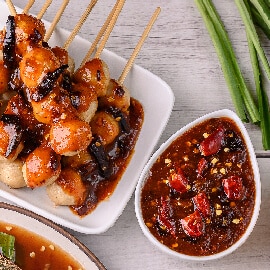 น้ำจิ้มลูกชิ้นยืนกินสูตรพริกแห้งคั่ว น้ำจิ้มลูกชิ้นยืนกินสูตรพริกแห้งคั่ว