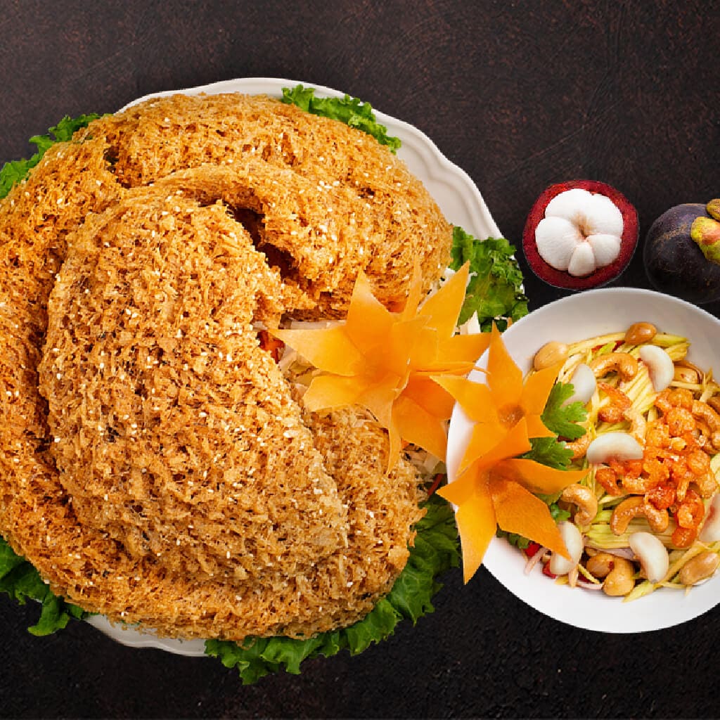 ยำปลานิลฟู น้ำยำมังคุดแซ่บ