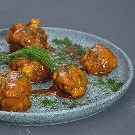 Tom Yam Cauliflower Poppers with Aioli Dip