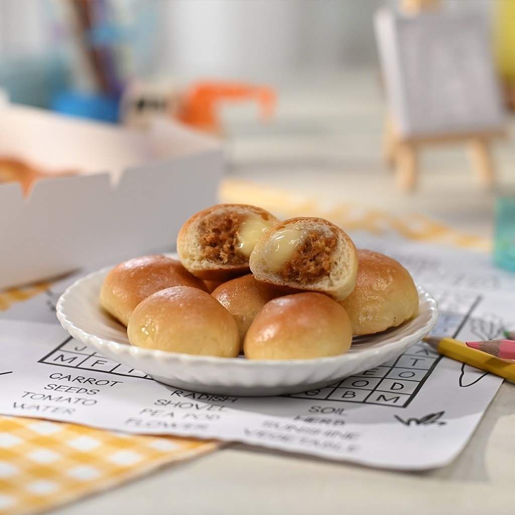 Mini Pork Floss Bun with Mayo