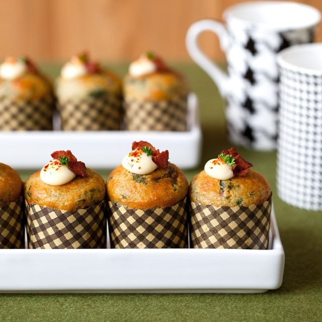 Let's bake delicious muffins!