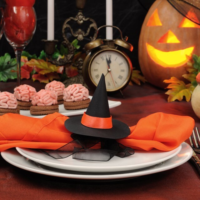 Spruce up restaurant with these Halloween ideas
