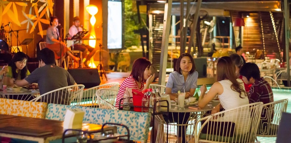 Bangkokians,The Cosmopolitan Diners
