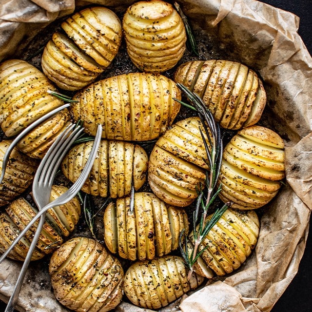 Creating 6 interesting menus with potato flakes