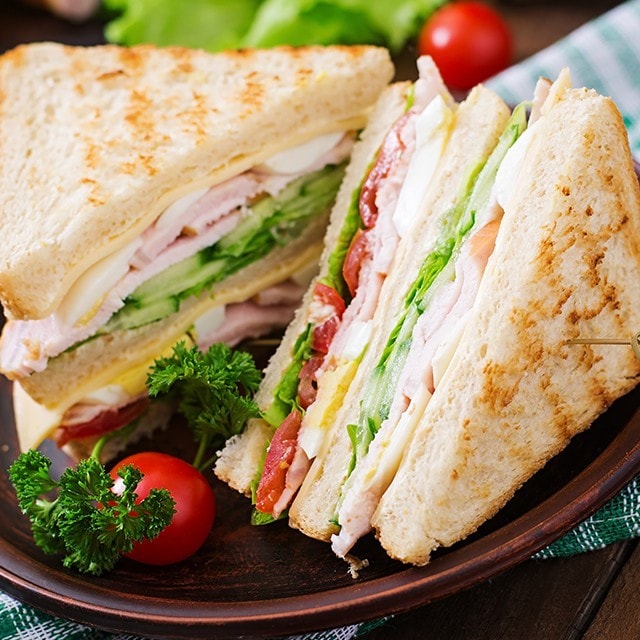 เคล็ดลับทำซอสมายองเนสให้ลงตัวกับขนมปัง