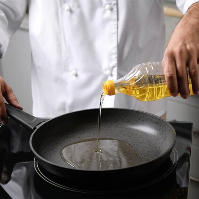 3 เคล็ดลับเด็ด ทอดอย่างไรไม่ให้น้ำมันกระเด็น
