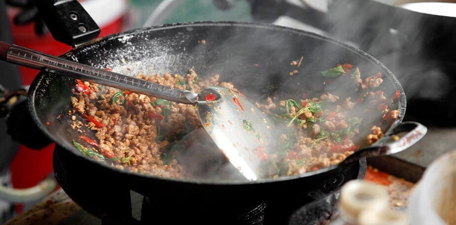 รวม 9 สูตรผัดกะเพรา อร่อยเด็ด ทำง่าย ขายดี