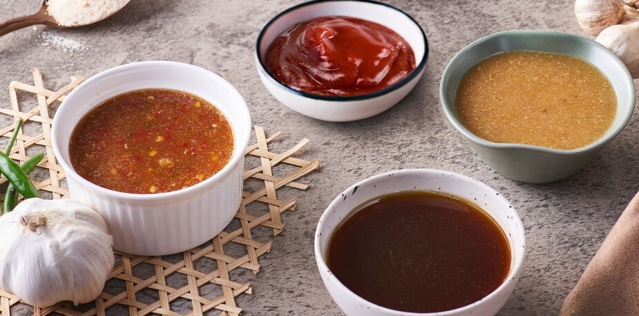 รวมสูตรแม่ซอสและเมนูอาหารไทยยอดนิยม