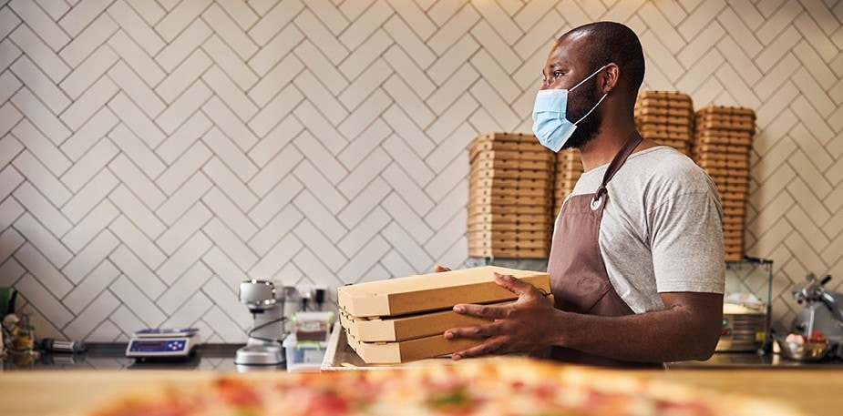 อาหารเดลิเวอรี่และอาหารสั่งกลับบ้าน