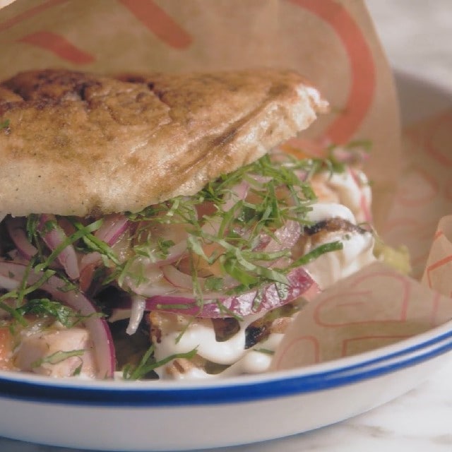 อาหารกรีกริมทางยุคใหม่ อาหารกรีกริมทางยุคใหม่