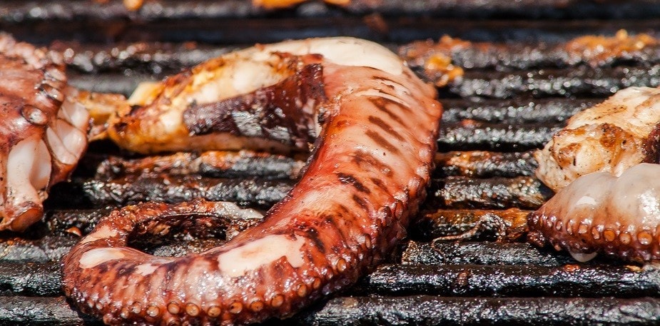 วิธีทำทาปาสสเปน ด้วยไม้ ควันและไฟ