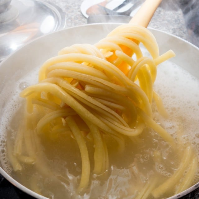 ศิลปะการทำเส้นก๋วยเตี๋ยว ศิลปะการทำเส้นก๋วยเตี๋ยว